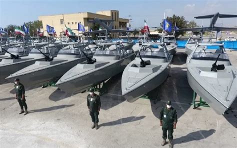 World Defence News: IRGC Navy equipped with 340 new speedboats