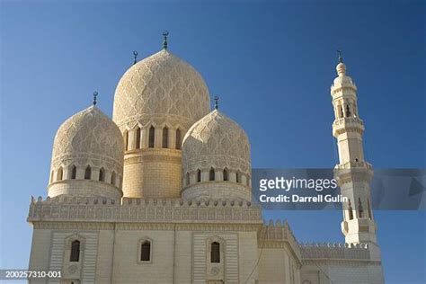 Al Abbas Mosque Photos and Premium High Res Pictures - Getty Images