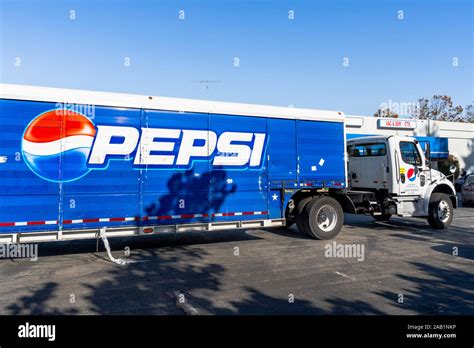 Pepsi cola delivery truck hi-res stock photography and images - Alamy