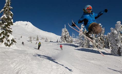 Where to ski or snowboard in Oregon this winter, month by month - oregonlive.com