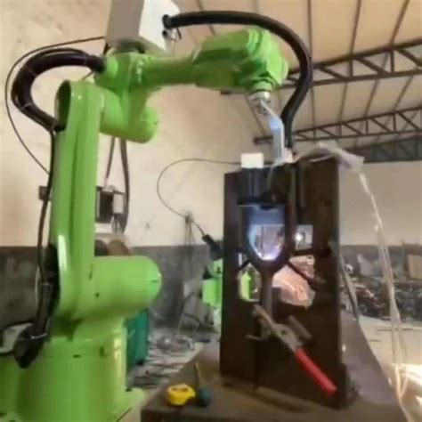 Industrial Robustness Laser Tracking Arc TIG Spot Welding Robot with ...