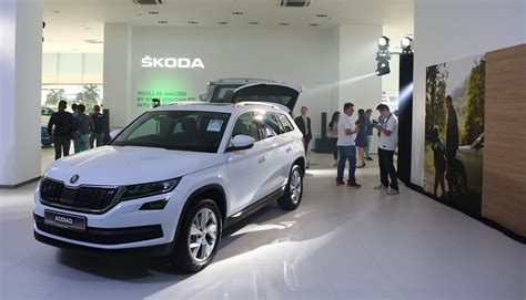 ŠKODA AUTO launches sales in Singapore - Škoda Storyboard