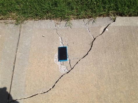 13 pieces of evidence that the Nokia 3310 is indestructible