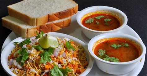 Kolhapuri "Misal Pav" Recipe Recipe by Original Kolhapuri Chef - Cookpad