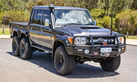 Do you fancy this Toyota Land Cruiser with six-wheel drive? | VISOR.PH