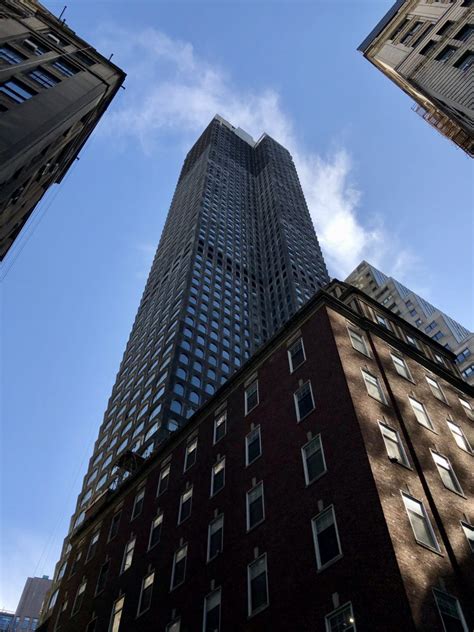 130 William Street's Façade Reaches 800-Foot-Tall Parapet in the Financial District - New York YIMBY