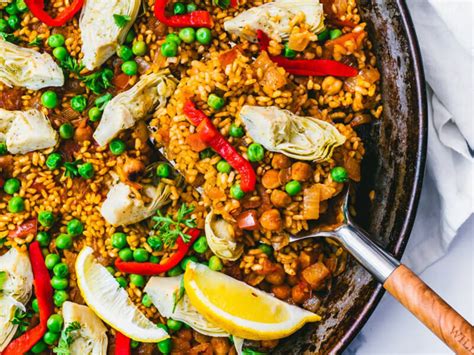 9 Mediterranean Diet Vegetarian Recipes We Love Right Now