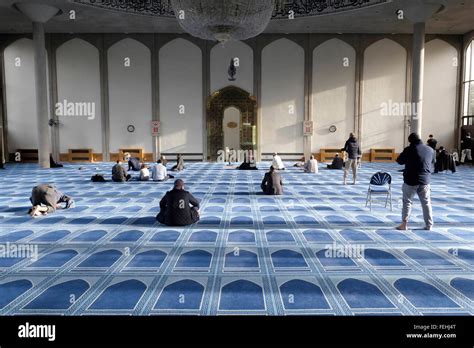 A general view of the prayer hall at the London central mosque Stock Photo - Alamy