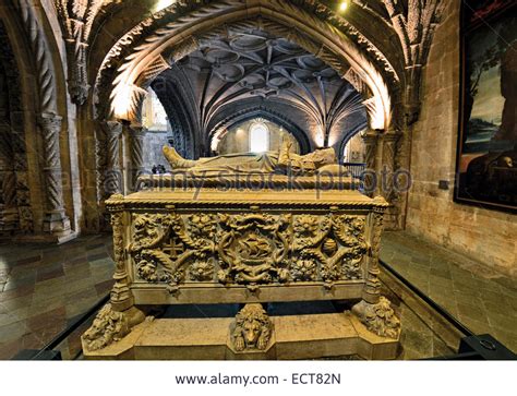 St. Francis Church Kochi - Gravestone of Vasco da Gama