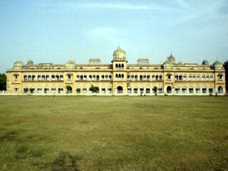 Lucknow University ( L.U.) - Lucknow