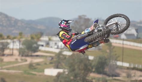 How to whip a motocross bike like a pro | Visordown