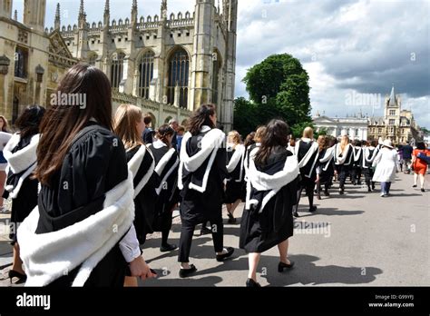 Cambridge university graduation hi-res stock photography and images - Alamy