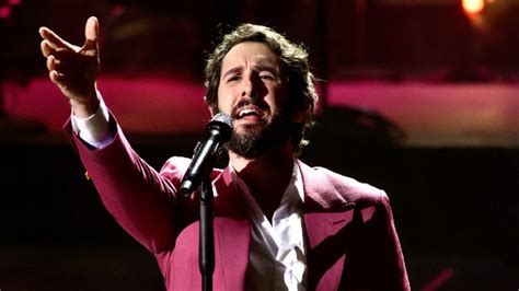 Josh Groban sings for America in the shower; announces new PBS special – WARM 106.9