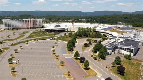 Folks ready to gamble again at Mohegan Sun Pocono Casino | wnep.com