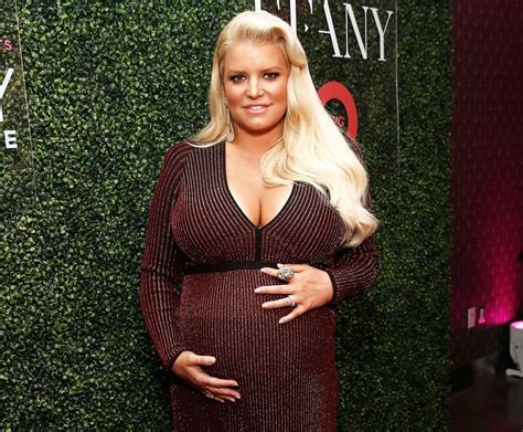 Pregnant Jessica Simpson Shows Off Baby Bump Reindeer Onesie