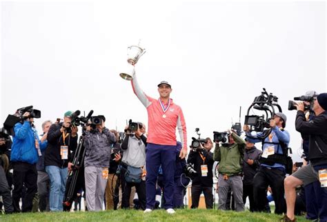 In photos: Gary Woodland wins golf's U.S. Open - All Photos - UPI.com