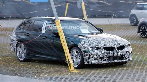 2023 BMW Alpina B3 Touring spy shots