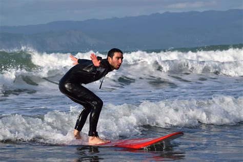 Surfing with Frank, Museum Visit and Beer-Tasting in Gisborne - NZ ...