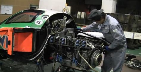 Video: Mazda 787B rotary rebuilt and relived – PerformanceDrive