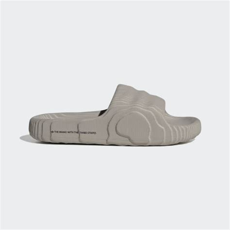 adidas Adilette 22 Slides - Brown | adidas Malaysia