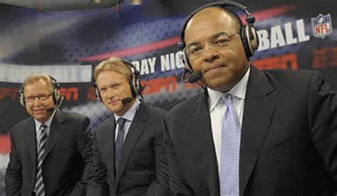 Mike Tirico Will Call Notre Dame's First 3 Home Games - The Spun: What ...