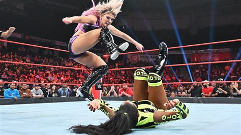 Naomi vs. Alexa Bliss: Raw, June 24, 2019 | WWE