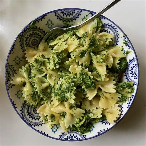 Wild Edible Recipe: Garlic Mustard Pesto – Seashore to Forest Floor