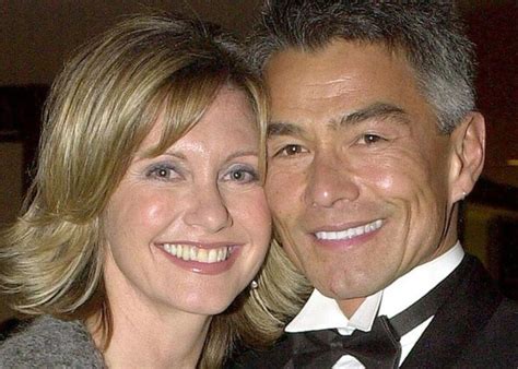 Olivia Newton John: Mystery of missing ex Patrick McDermott in 2022 | Olivia newton john, Celebs ...