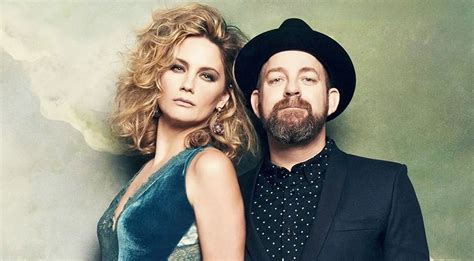 Sugarland's Kristian Bush Tells All In Detailed Interview About Duo's Hiatus & Reunion