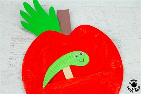 Interactive Paper Plate Worm in Apple Puppet - Kids Craft Room