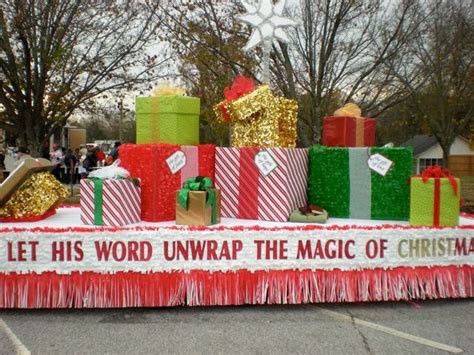 Great Noel Tradition: The Parade of Santa, I Can’t Wait To See This ...