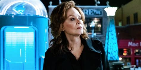 'What a Part': Jean Smart Thanks Sigourney Weaver for Turning Down Her ...