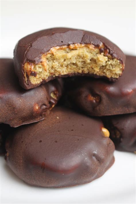 Healthy Peanut Butter Patties - Splurge with Ella