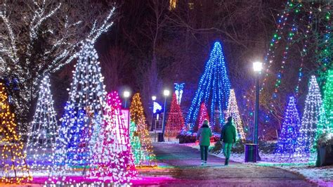 The Niagara Falls Winter Festival of Lights, Canada's Largest Light ...