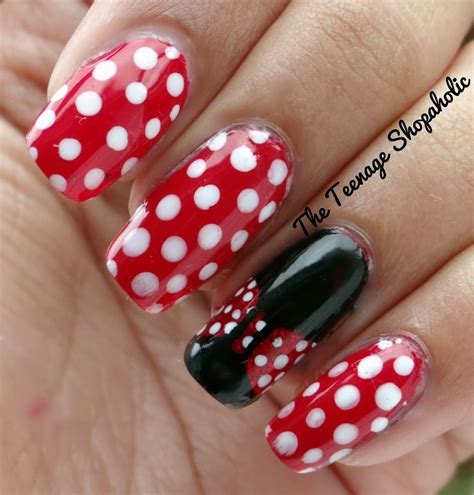 minnie mouse nail designs