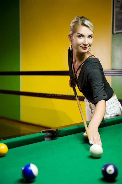 Woman Playing Billiards Royalty Free Stock Photos - Image: 7433788