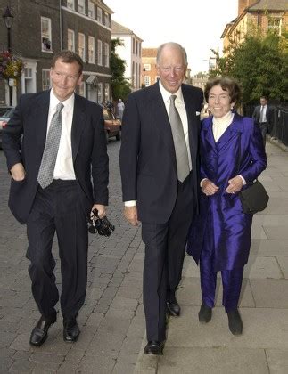 Lord Jacob Rothschild His Wife Lady Redaktionelles Stockfoto ...