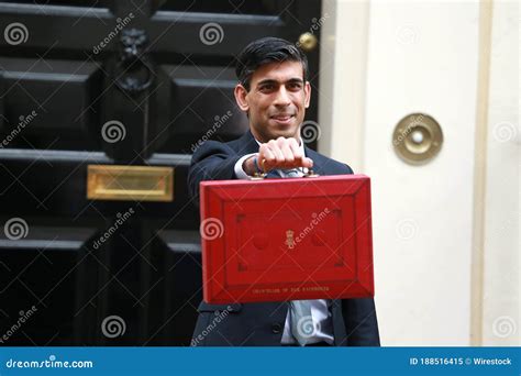 Rishi Sunak Outside No. 11 Downing Street in London, UK. Editorial ...