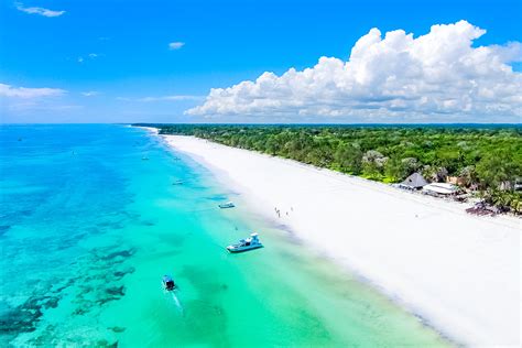 The Sands at Nomad — H2O EXTREME - Kitesurfing in Diani Beach!