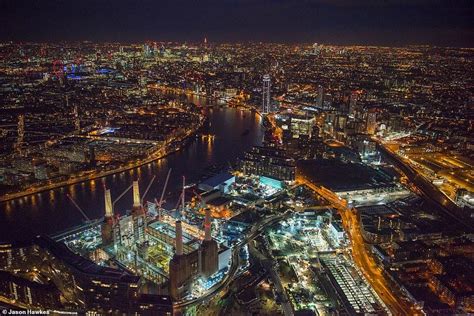 Aerial photographs of London reveal city's ever-changing skyline | Aerial photo, Aerial ...