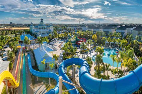 11 Florida Resorts With Water Parks Perfect for a Family Vacation