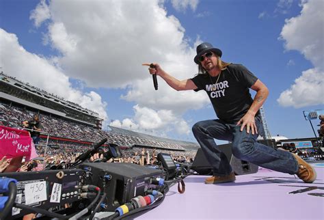 Daytona 500: Kid Rock headlines pre-race concert, Phillip Phillips ...