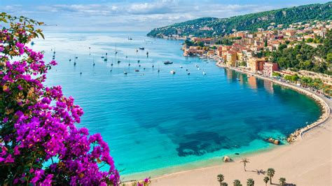 5 Must-See Spots on the French Riviera!