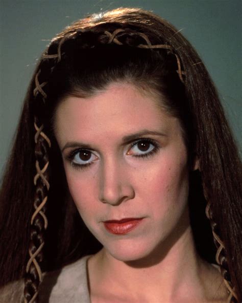 Leia Organa Solo | Star wars princess leia, Star wars princess, Carrie ...