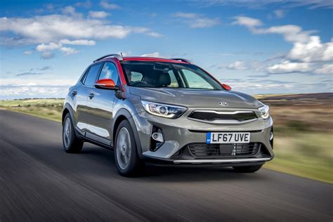 Kia Stonic hybrid 2019: specs and on-sale date | DrivingElectric