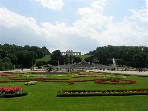 martha's vienna: Schönbrunn Palace Gardens in Summer