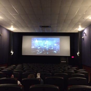 Apple Cinemas - 17 Photos & 62 Reviews - Cinema - Cambridge, MA - Phone ...