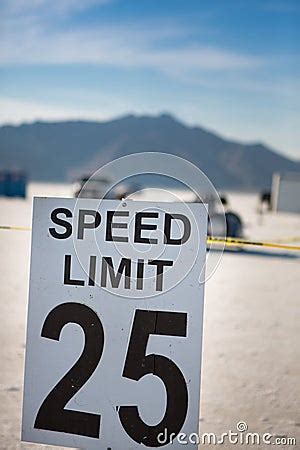 Speed Limit 25 At Bonneville Stock Photography - Image: 32876342