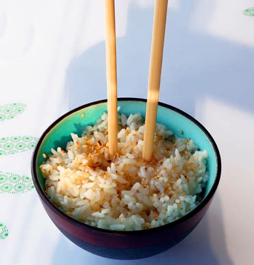 Learn your chopsticks etiquette!