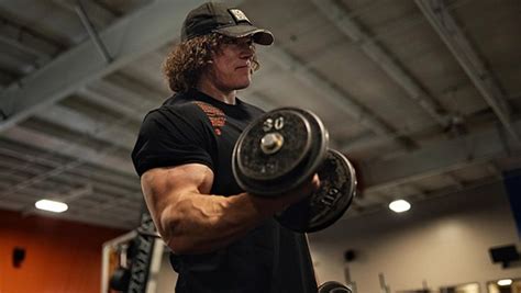 Sam Sulek : qui est le nouveau phénomène du bodybuilding